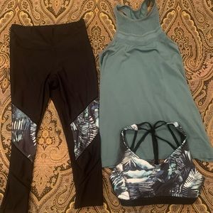 Cascade athletic/yoga outfit